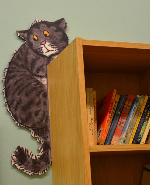 Mog cat, bookcase, Judith Kerr books